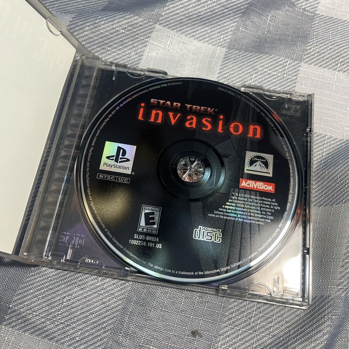Star Trek: Invasion (Sony PlayStation 1 PS1, 2000) Game and Case