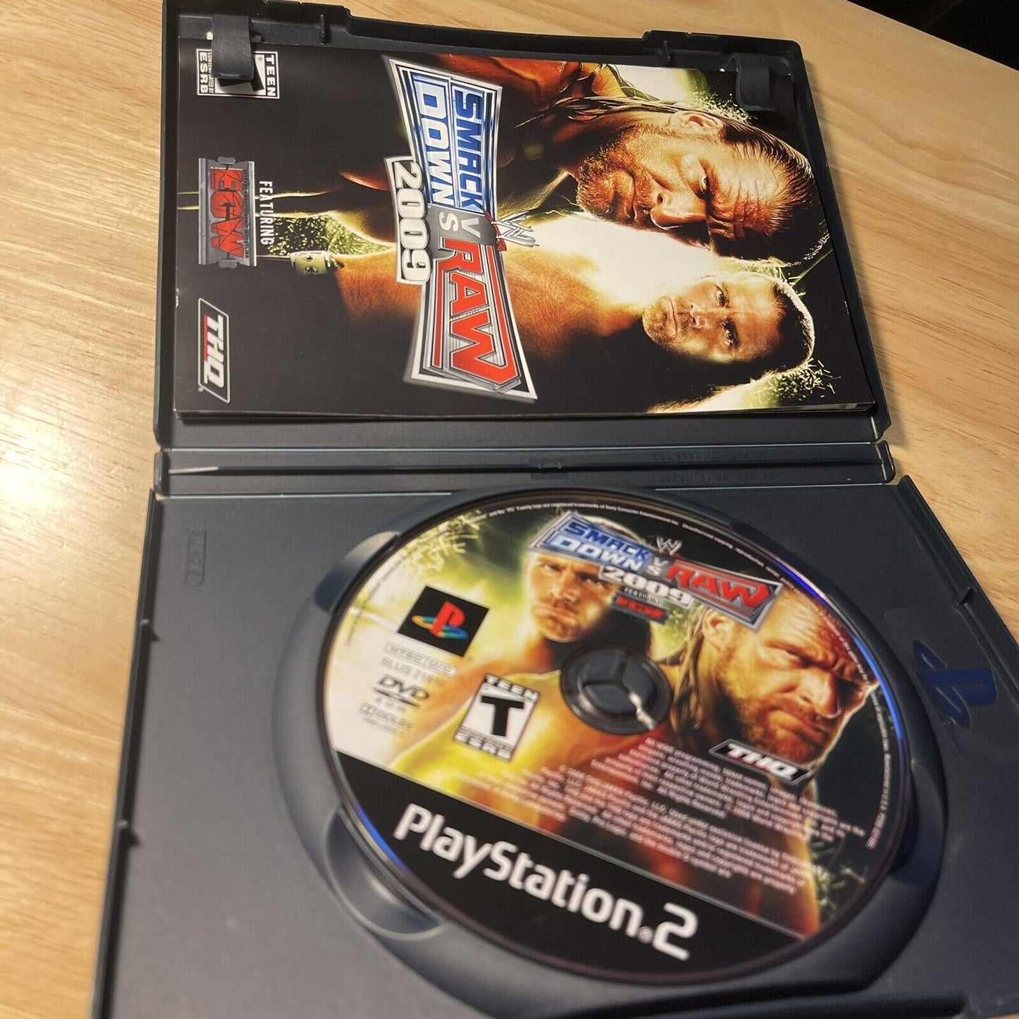 PlayStation 2 PS2 COMPLETE TESTED  WWE Smackdown vs Raw 2009