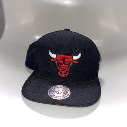 chicago bulls mitchell and ness snapback hat