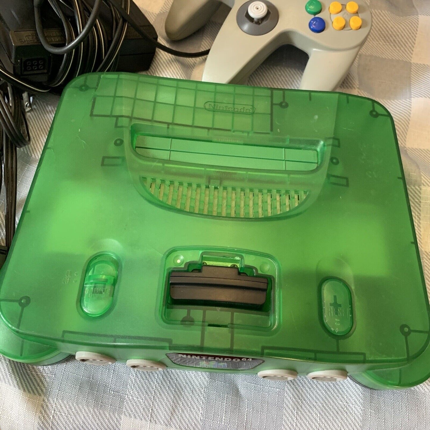 N64 Nintendo 64 Funtastic Jungle Green Console, Controller USA Authentic/Tested