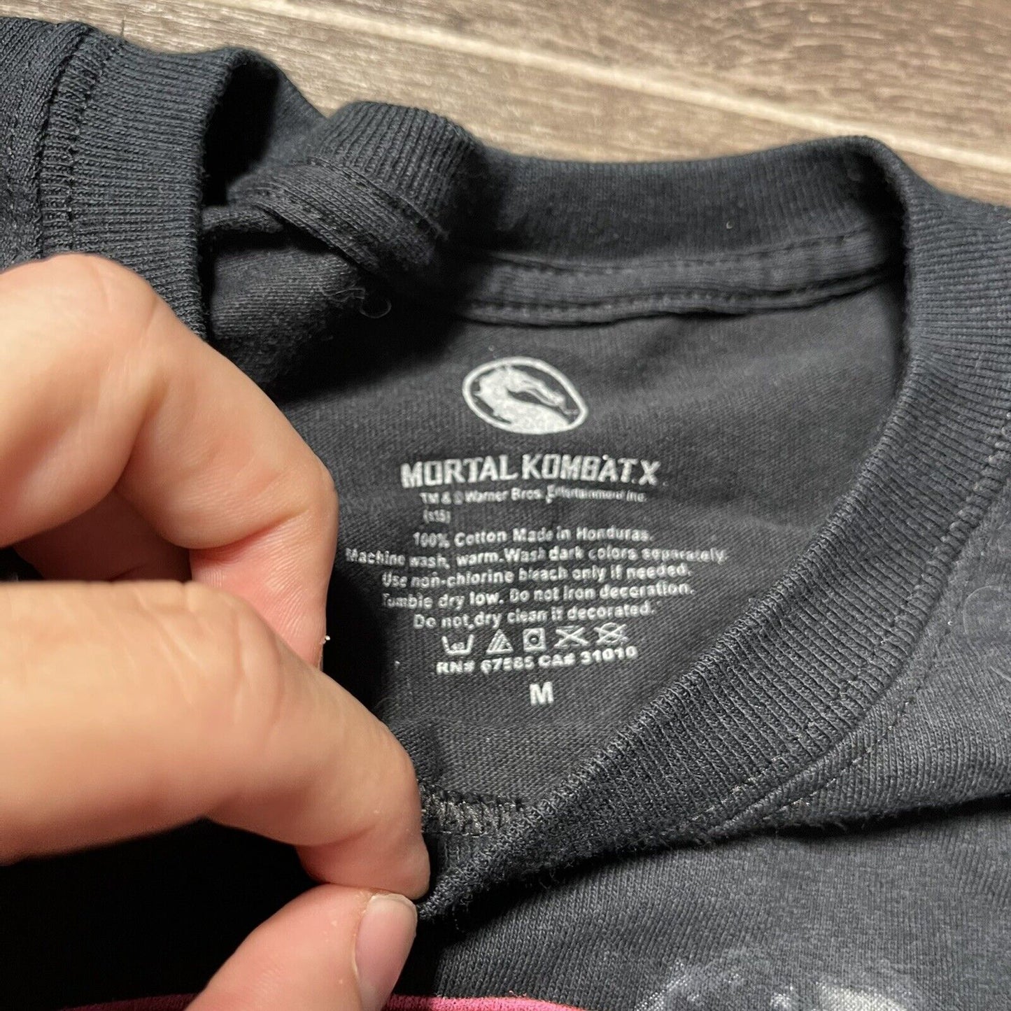 Men's Black Mortal Kombat X Charatcter Graphic Short Sleeve Cotton Shirt Size M