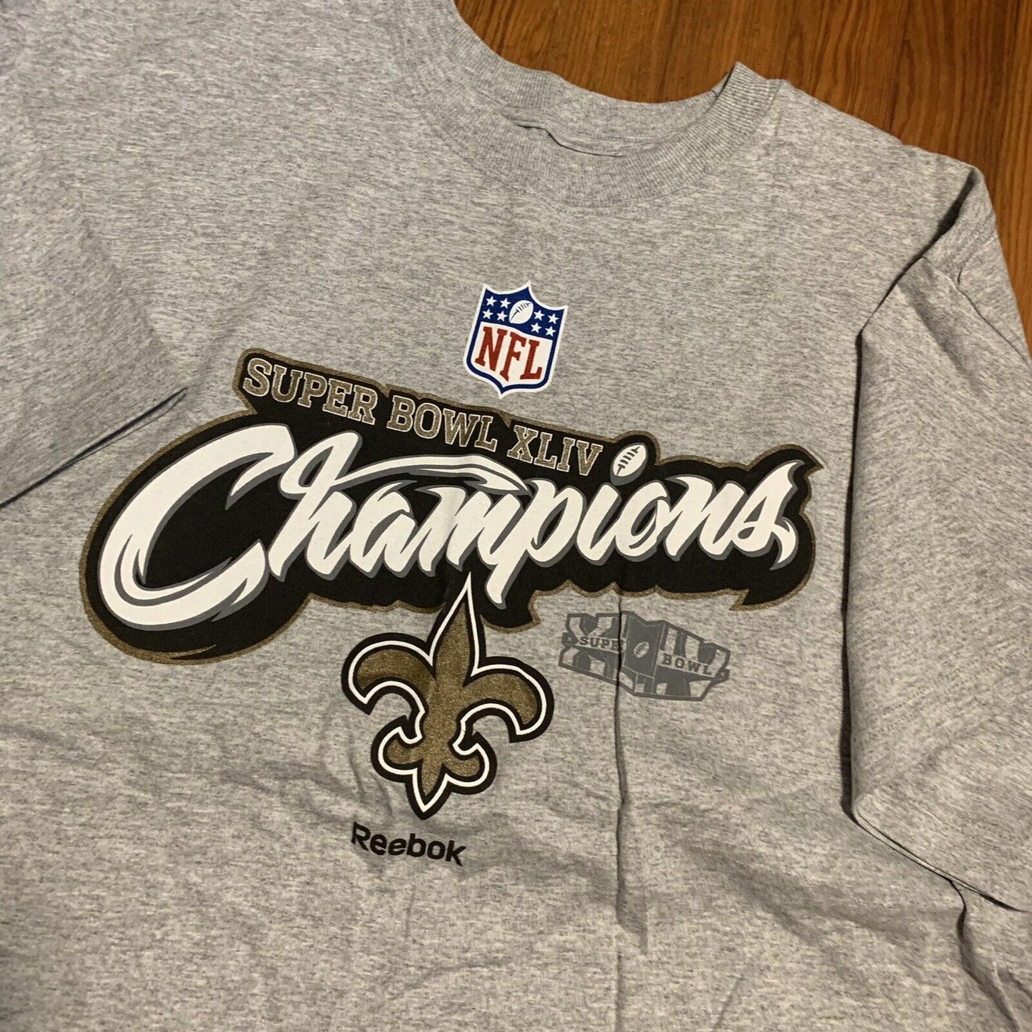 New Orleans Saints Super Bowl XLIV Champions Reebok T-Shirt Size Men’s XL Gray