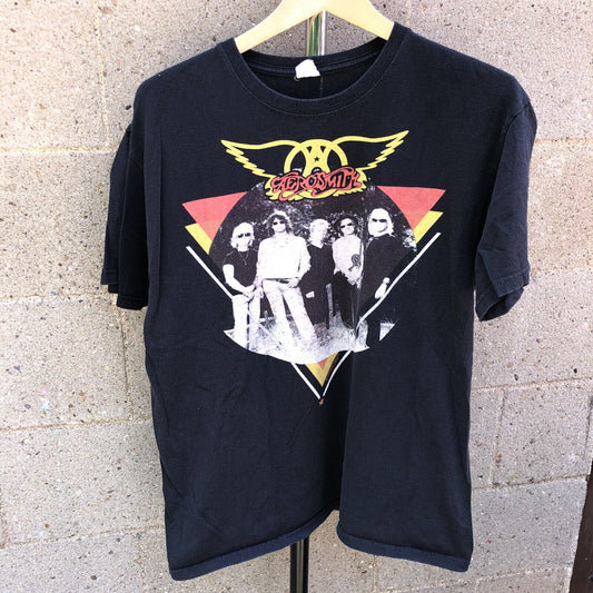 2011 Aerosmith T Shirt Size Large Rock Band