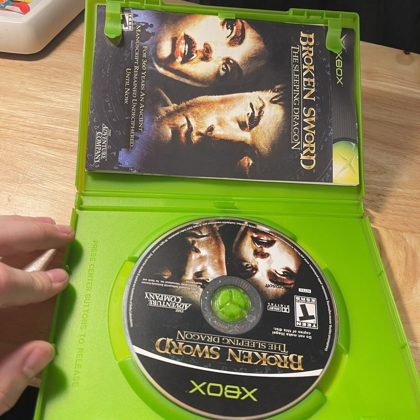 Broken Sword: The Sleeping Dragon (Microsoft Xbox, 2003) W/ Manual - Tested