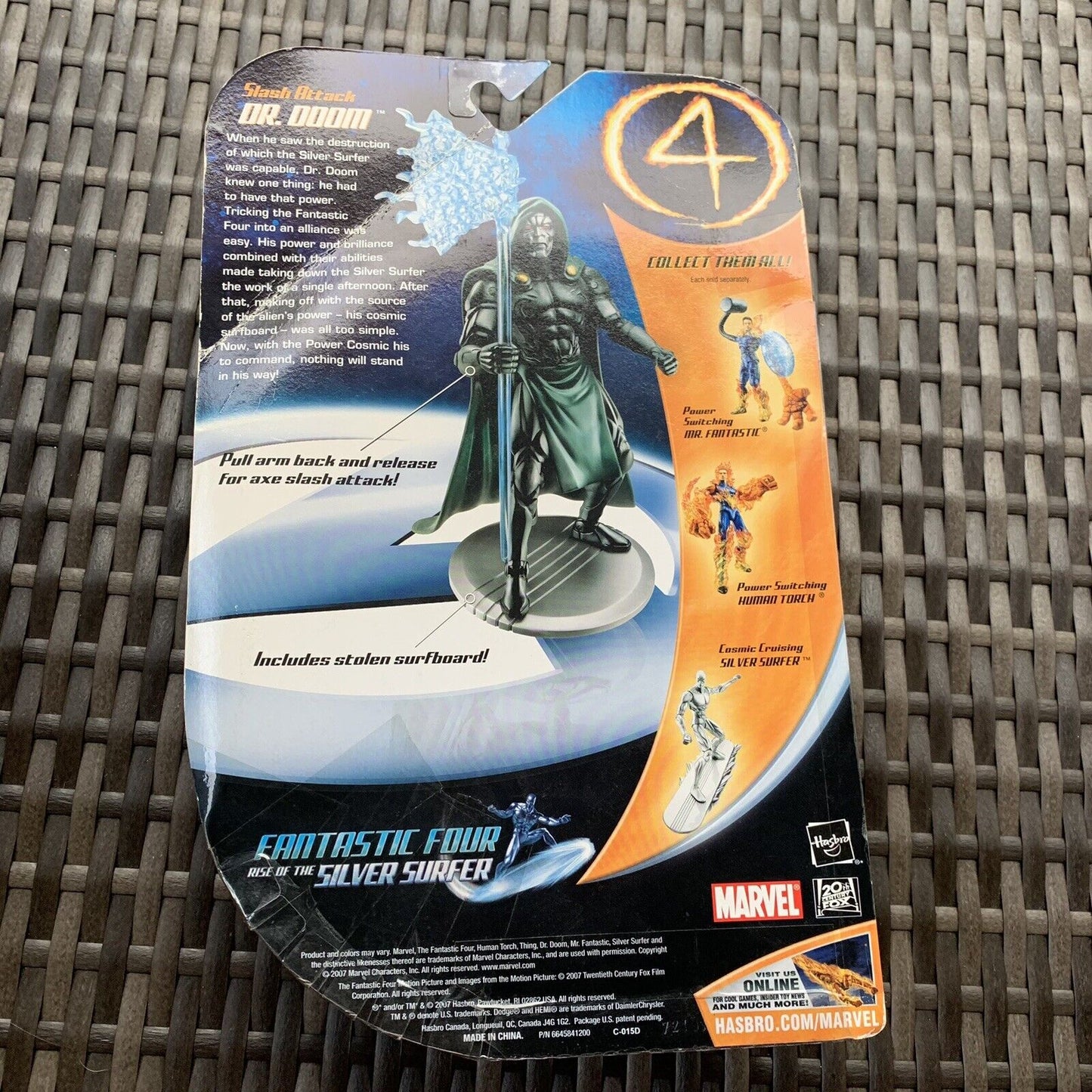 2007 - HASBRO - FANTASTIC 4 RISE OF THE SILVER SURFER - DR. DOOM - NEW #34