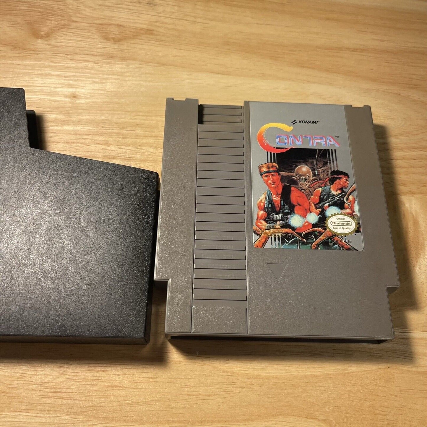 Contra (Nintendo NES, 1988) Tested, Working, Authentic