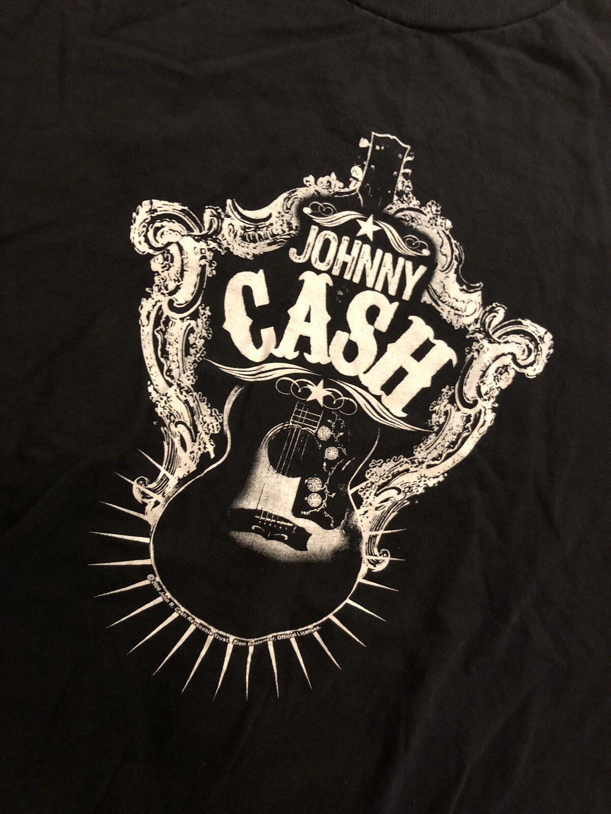 2006 JOHNNY CASH "Man in Black" Guitar Size Large T-Shirt