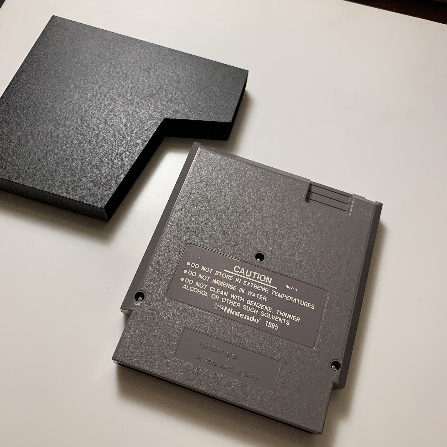 Bomberman Nintendo NES Cartridge Tested Authentic NICE SHAPE