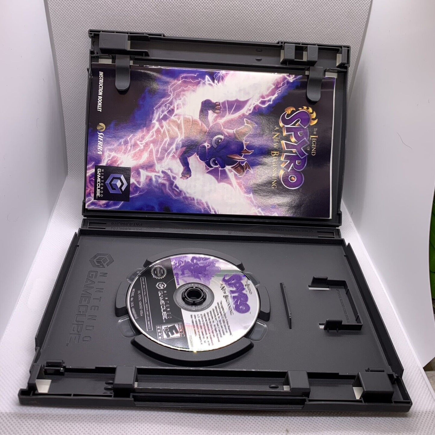 Legend of Spyro: A New Beginning (Nintendo GameCube 2006) CIB Complete W/ Manual